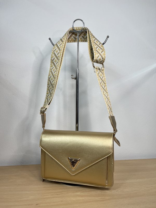 Bolso dorado