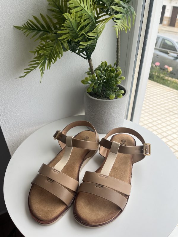 Sandalias marrones - Imagen 2