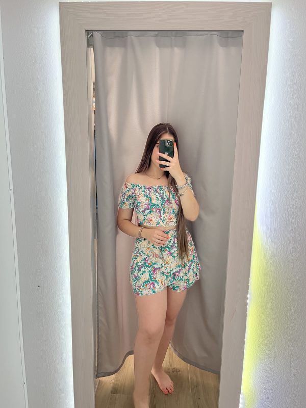 Conjunto flores verde